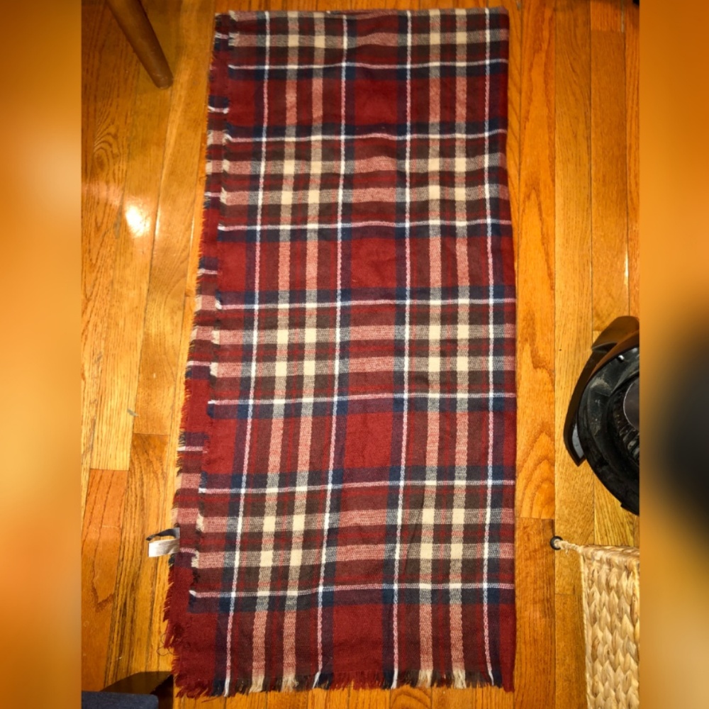 Women's Plaid Scarf
